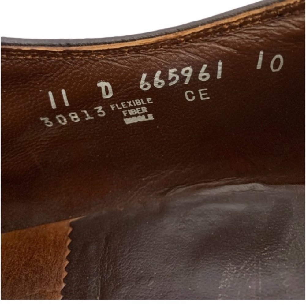 Florsheim Classic Brown Leather Men's Shoes Sz 11 - Picture 9 of 9